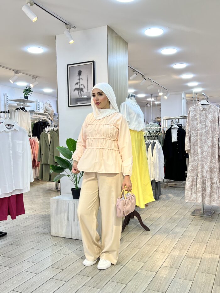 ⁦بلوزة قطن كسرات في الصدر⁩ - الصورة ⁦3⁩